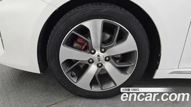 2018 Kia K5 2nd Gen 1.6 Turbo SX Sold VIN KNAGW417GJA227921 – photo 11 2018 Kia K5 2nd Gen 1.6 Turbo SX Sold VIN KNAGW417GJA227921 – photo 11