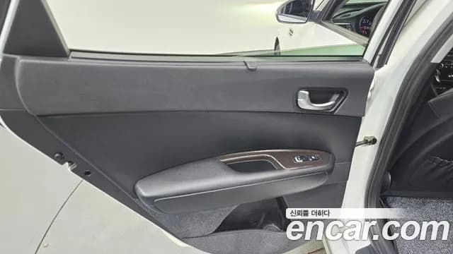 2018 Kia K5 2nd Gen 1.6 Turbo SX Sold VIN KNAGW417GJA227921 – photo 28 2018 Kia K5 2nd Gen 1.6 Turbo SX Sold VIN KNAGW417GJA227921 – photo 28