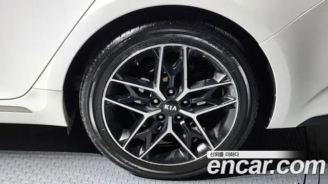 2019 Kia The New K5 2nd Gen 1.6 Turbo Sold VIN KNAGW417GKA252448 – photo 28 2019 Kia The New K5 2nd Gen 1.6 Turbo Sold VIN KNAGW417GKA252448 – photo 28