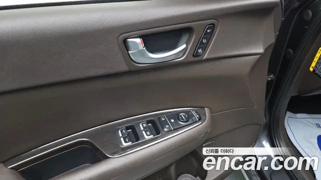 2020 Kia The New K5 2nd Gen 1.6 Turbo Sold VIN KNAGW417GLA354765 – interior seats 2020 Kia The New K5 2nd Gen 1.6 Turbo Sold VIN KNAGW417GLA354765 – interior seats