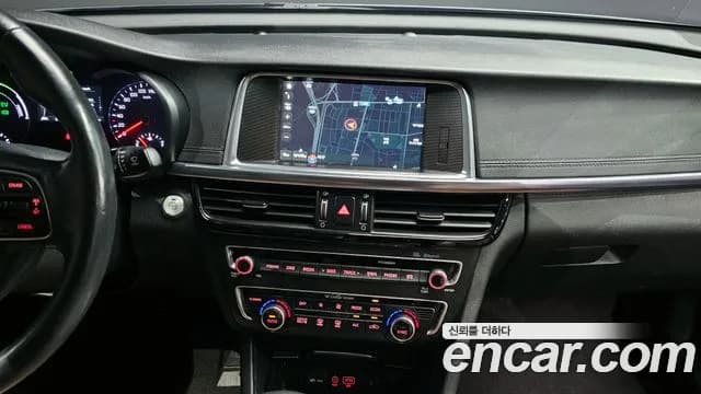 2017 Kia K5 Hybrid 2nd Gen Noblesse Sold VIN KNAGW41EBHA012192 – dashboard 2017 Kia K5 Hybrid 2nd Gen Noblesse Sold VIN KNAGW41EBHA012192 – dashboard