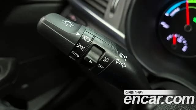 2018 Kia K5 Hybrid 2nd Gen Noblesse Sold VIN KNAGW41EBJA014566 – photo 20 2018 Kia K5 Hybrid 2nd Gen Noblesse Sold VIN KNAGW41EBJA014566 – photo 20