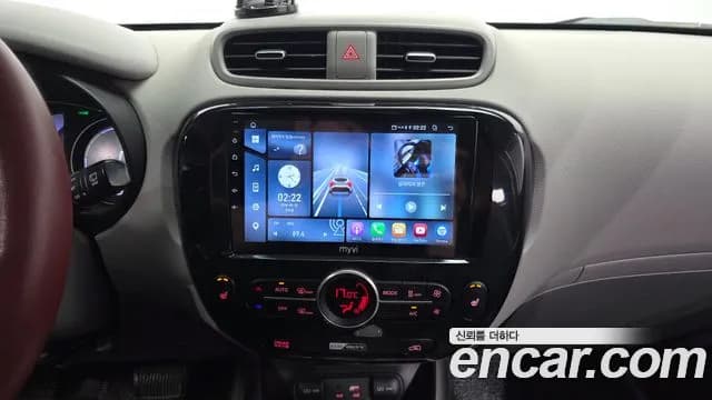 2018 Kia Soul EV EV Sold VIN KNAJN81EFJK025917 – photo 13 2018 Kia Soul EV EV Sold VIN KNAJN81EFJK025917 – photo 13