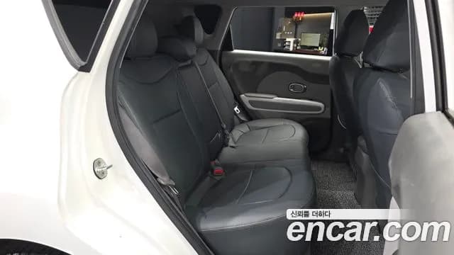 2018 Kia Soul EV EV Sold VIN KNAJN81EFJK025917 – photo 16 2018 Kia Soul EV EV Sold VIN KNAJN81EFJK025917 – photo 16