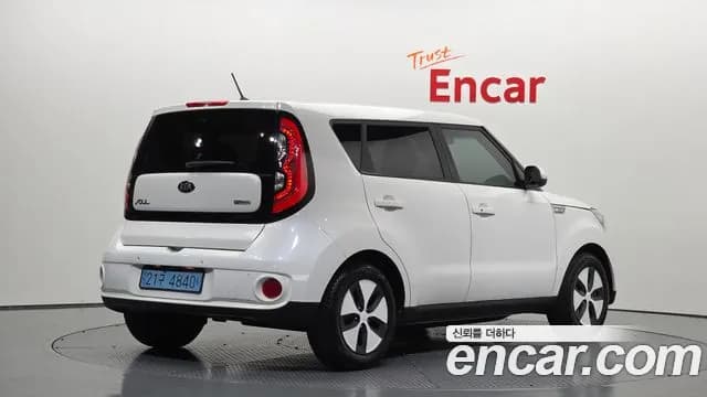 2018 Kia Soul EV EV Sold VIN KNAJN81EFJK025917 – photo 29 2018 Kia Soul EV EV Sold VIN KNAJN81EFJK025917 – photo 29