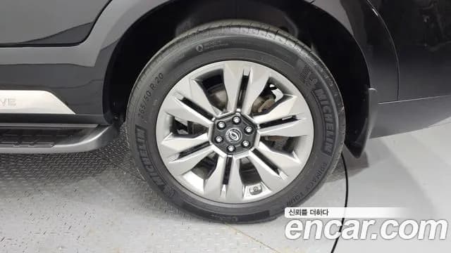 2020 Kia Mohave The Master Diesel 3.0 4WD 5-Seater Sold VIN KNAKN814DLA195297 – exterior detail 2020 Kia Mohave The Master Diesel 3.0 4WD 5-Seater Sold VIN KNAKN814DLA195297 – exterior detail