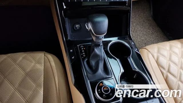2020 Kia Mohave The Master Diesel 3.0 4WD 7-Seater Sold VIN KNAKN814DLA195526 – exterior detail 2020 Kia Mohave The Master Diesel 3.0 4WD 7-Seater Sold VIN KNAKN814DLA195526 – exterior detail