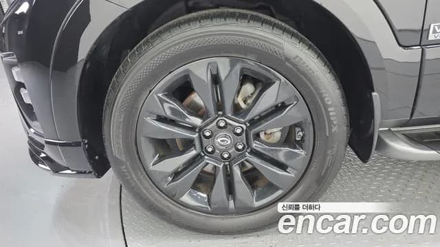 2020 Kia Mohave The Master Diesel 3.0 4WD 6-Seater Sold VIN KNAKN814DLA206258 – trunk area 2020 Kia Mohave The Master Diesel 3.0 4WD 6-Seater Sold VIN KNAKN814DLA206258 – trunk area