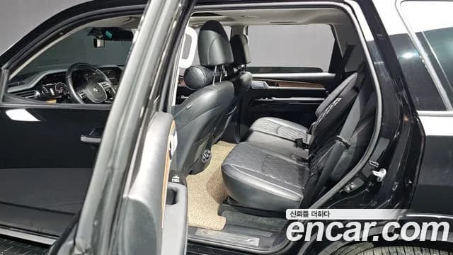 2021 Kia Mohave The Master Diesel 3.0 4WD 5-Seater Sold VIN KNAKN814DMA218513 – trunk area 2021 Kia Mohave The Master Diesel 3.0 4WD 5-Seater Sold VIN KNAKN814DMA218513 – trunk area