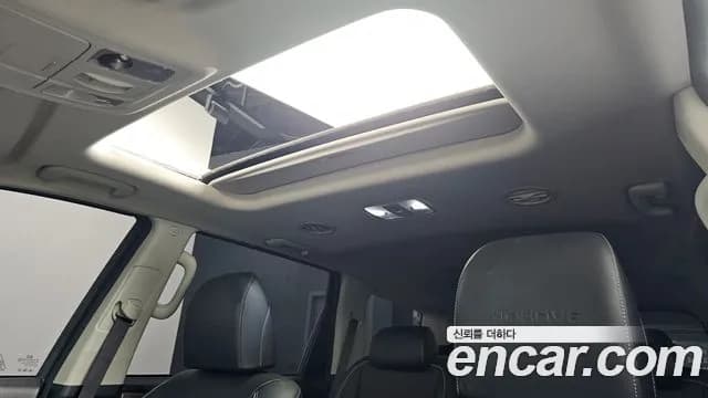 2021 Kia Mohave The Master Diesel 3.0 4WD 6-Seater Sold VIN KNAKN814DMA230582 – trunk area 2021 Kia Mohave The Master Diesel 3.0 4WD 6-Seater Sold VIN KNAKN814DMA230582 – trunk area