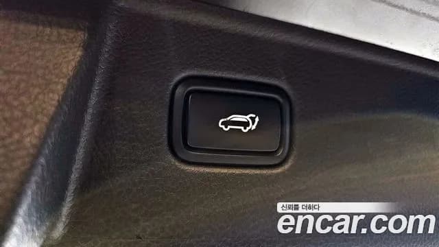 2021 Kia Mohave The Master Diesel 3.0 4WD 5-Seater Sold VIN KNAKN814DMA233113 – exterior detail 2021 Kia Mohave The Master Diesel 3.0 4WD 5-Seater Sold VIN KNAKN814DMA233113 – exterior detail