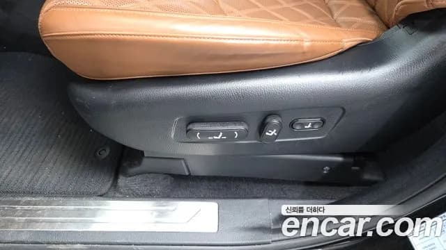 2022 Kia Mohave The Master Diesel 3.0 4WD 5-Seater Sold VIN KNAKN814DNA236883 – photo 25 2022 Kia Mohave The Master Diesel 3.0 4WD 5-Seater Sold VIN KNAKN814DNA236883 – photo 25