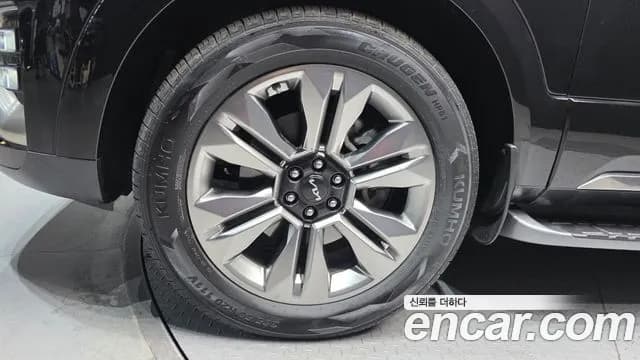 2022 Kia Mohave The Master Diesel 3.0 4WD 6-Seater Sold VIN KNAKN814DNA239951 – interior seats 2022 Kia Mohave The Master Diesel 3.0 4WD 6-Seater Sold VIN KNAKN814DNA239951 – interior seats