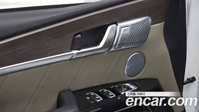 2022 Kia Mohave The Master Diesel 3.0 4WD 6-Seater Sold VIN KNAKN814DNA242878 – photo 18 2022 Kia Mohave The Master Diesel 3.0 4WD 6-Seater Sold VIN KNAKN814DNA242878 – photo 18