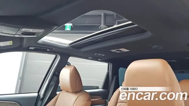 2022 Kia Mohave The Master Diesel 3.0 4WD 6-Seater Sold VIN KNAKN814DNA244913 – trunk area 2022 Kia Mohave The Master Diesel 3.0 4WD 6-Seater Sold VIN KNAKN814DNA244913 – trunk area