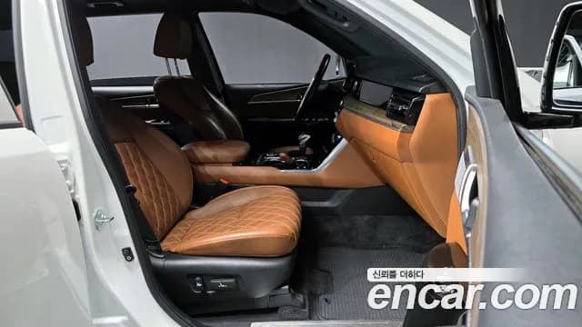 2023 Kia Mohave The Master Diesel 3.0 4WD 7-Seater Sold VIN KNAKN814DPA247570 – rear exterior 2023 Kia Mohave The Master Diesel 3.0 4WD 7-Seater Sold VIN KNAKN814DPA247570 – rear exterior