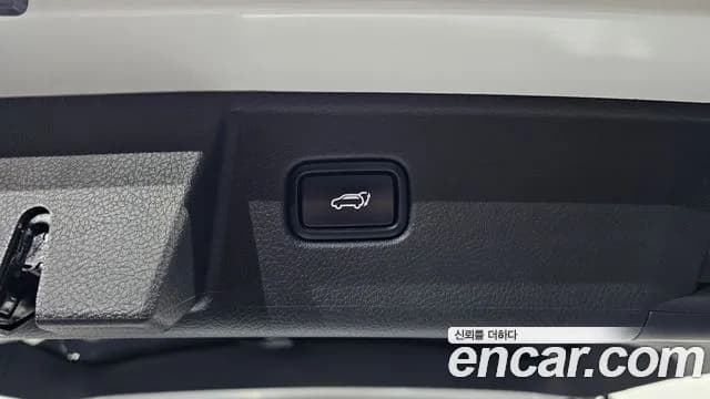 2023 Kia Mohave The Master Diesel 3.0 4WD 6-Seater Sold VIN KNAKN814DPA247882 – interior seats 2023 Kia Mohave The Master Diesel 3.0 4WD 6-Seater Sold VIN KNAKN814DPA247882 – interior seats
