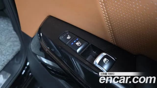 2023 Kia Mohave The Master Diesel 3.0 4WD 6-Seater Sold VIN KNAKN814DPA249051 – exterior detail 2023 Kia Mohave The Master Diesel 3.0 4WD 6-Seater Sold VIN KNAKN814DPA249051 – exterior detail