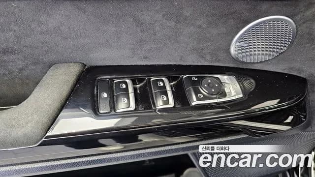 2022 Kia Mohave The Master Diesel 3.0 4WD 7-Seater Sold VIN KNAKR814DNA240752 – photo 29 2022 Kia Mohave The Master Diesel 3.0 4WD 7-Seater Sold VIN KNAKR814DNA240752 – photo 29