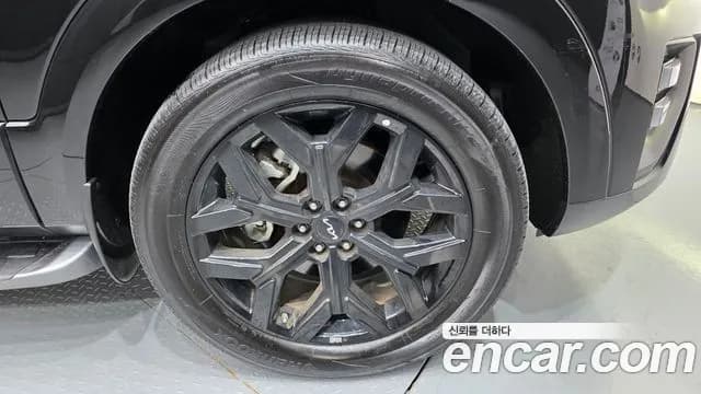 2022 Kia Mohave The Master Diesel 3.0 4WD 5-Seater Sold VIN KNAKR814DNA240925 – front exterior 2022 Kia Mohave The Master Diesel 3.0 4WD 5-Seater Sold VIN KNAKR814DNA240925 – front exterior