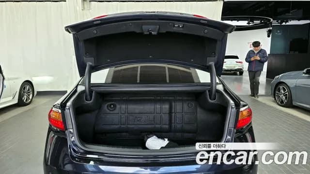 2017 Kia All New K7 3.0 LPI Noblesse(Disabled) Sold VIN KNALA418BHA069270 – trunk area 2017 Kia All New K7 3.0 LPI Noblesse(Disabled) Sold VIN KNALA418BHA069270 – trunk area