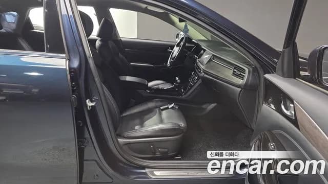 2020 Kia K7 Premier 3.0 LPI Standard(Rented Car) Sold VIN KNALA418BLA200746 – front exterior 2020 Kia K7 Premier 3.0 LPI Standard(Rented Car) Sold VIN KNALA418BLA200746 – front exterior