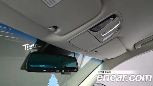 2020 Kia K7 Premier 3.0 LPI Standard(Rented Car) Sold VIN KNALA418BLA200746 – exterior detail 2020 Kia K7 Premier 3.0 LPI Standard(Rented Car) Sold VIN KNALA418BLA200746 – exterior detail