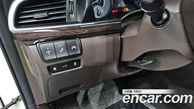 2017 Kia All New K7 Hybrid Prestige Sold VIN KNALA41GBHA005707 – photo 11 2017 Kia All New K7 Hybrid Prestige Sold VIN KNALA41GBHA005707 – photo 11