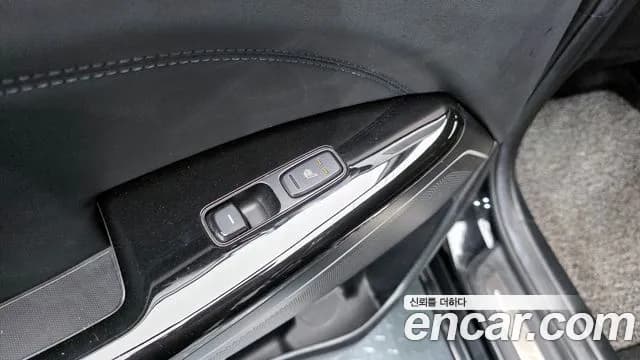 2017 Kia All New K7 Hybrid Prestige Sold VIN KNALA41GBHA007406 – exterior detail 2017 Kia All New K7 Hybrid Prestige Sold VIN KNALA41GBHA007406 – exterior detail