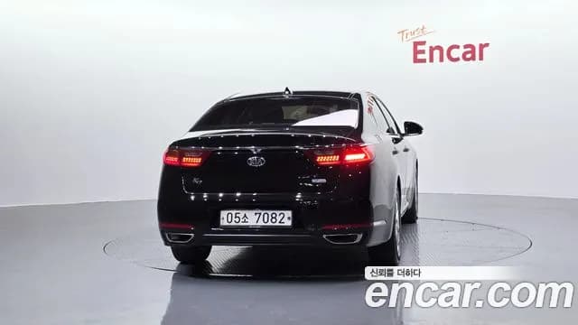 2017 Kia All New K7 Hybrid Prestige Sold VIN KNALA41GBHA007406 – trunk area 2017 Kia All New K7 Hybrid Prestige Sold VIN KNALA41GBHA007406 – trunk area