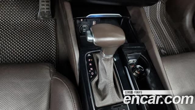2018 Kia All New K7 Hybrid Noblesse Sold VIN KNALA41GBJA011322 – interior seats 2018 Kia All New K7 Hybrid Noblesse Sold VIN KNALA41GBJA011322 – interior seats