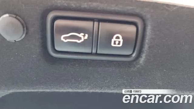2018 Kia All New K7 Hybrid Noblesse Sold VIN KNALA41GBJA011322 – engine bay 2018 Kia All New K7 Hybrid Noblesse Sold VIN KNALA41GBJA011322 – engine bay