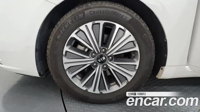 2018 Kia All New K7 Hybrid Noblesse Sold VIN KNALA41GBJA011322 – photo 14 2018 Kia All New K7 Hybrid Noblesse Sold VIN KNALA41GBJA011322 – photo 14
