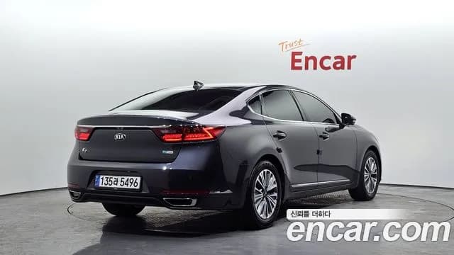 2019 Kia All New K7 Hybrid Noblesse Sold VIN KNALA41GBKA017522 – interior seats 2019 Kia All New K7 Hybrid Noblesse Sold VIN KNALA41GBKA017522 – interior seats