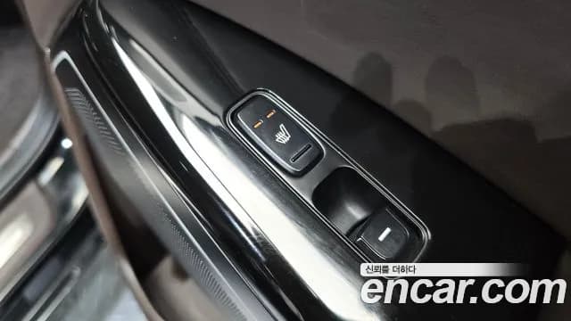 2017 Kia All New K7 2.4 GDI Limited Edition Sold VIN KNALB415BHA060923 – interior seats 2017 Kia All New K7 2.4 GDI Limited Edition Sold VIN KNALB415BHA060923 – interior seats