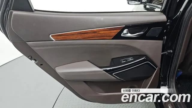 2017 Kia All New K7 2.4 GDI Prestige Sold VIN KNALB415BHA071044 – photo 31 2017 Kia All New K7 2.4 GDI Prestige Sold VIN KNALB415BHA071044 – photo 31