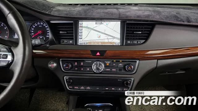 2017 Kia All New K7 2.4 GDI Limited Sold VIN KNALB415BHA073150 – rear exterior 2017 Kia All New K7 2.4 GDI Limited Sold VIN KNALB415BHA073150 – rear exterior