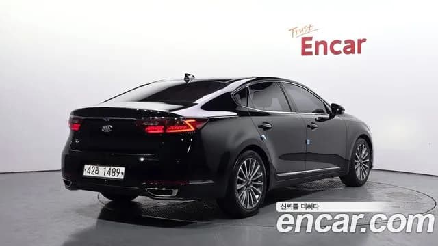 2017 Kia All New K7 2.4 GDI Prestige Sold VIN KNALB415BHA078623 – interior seats 2017 Kia All New K7 2.4 GDI Prestige Sold VIN KNALB415BHA078623 – interior seats