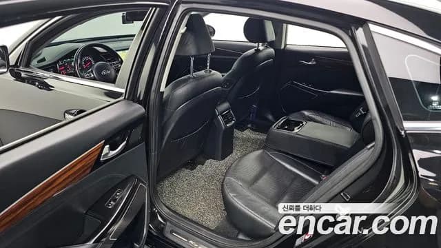 2017 Kia All New K7 2.4 GDI Limited Sold VIN KNALB415BHA082961 – undercarriage 2017 Kia All New K7 2.4 GDI Limited Sold VIN KNALB415BHA082961 – undercarriage