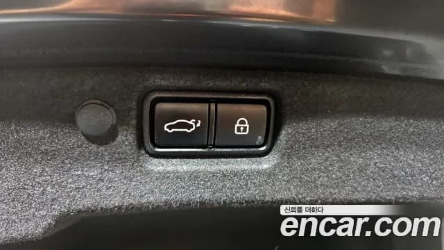 2017 Kia All New K7 2.4 GDI Limited Sold VIN KNALB415BHA102618 – undercarriage 2017 Kia All New K7 2.4 GDI Limited Sold VIN KNALB415BHA102618 – undercarriage
