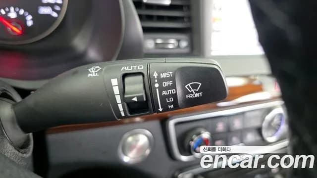 2017 Kia All New K7 2.4 GDI Prestige Sold VIN KNALB415BHA110910 – front exterior 2017 Kia All New K7 2.4 GDI Prestige Sold VIN KNALB415BHA110910 – front exterior