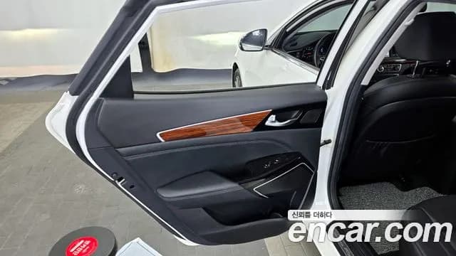 2017 Kia All New K7 2.4 GDI Prestige Sold VIN KNALB415BHA110910 – photo 23 2017 Kia All New K7 2.4 GDI Prestige Sold VIN KNALB415BHA110910 – photo 23