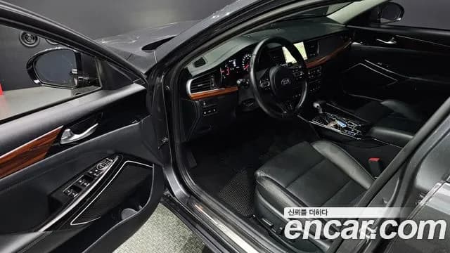 2017 Kia All New K7 2.4 GDI Prestige Sold VIN KNALB415BHA112549 – side profile 2017 Kia All New K7 2.4 GDI Prestige Sold VIN KNALB415BHA112549 – side profile