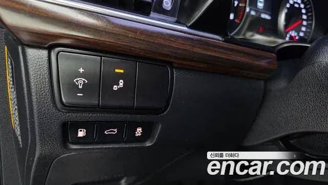 2018 Kia All New K7 2.4 GDI Limited Sold VIN KNALB415BJA118888 – trunk area 2018 Kia All New K7 2.4 GDI Limited Sold VIN KNALB415BJA118888 – trunk area