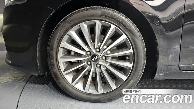 2018 Kia All New K7 2.4 GDI Limited Sold VIN KNALB415BJA139874 – undercarriage 2018 Kia All New K7 2.4 GDI Limited Sold VIN KNALB415BJA139874 – undercarriage