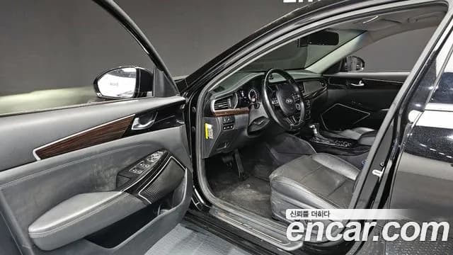 2018 Kia All New K7 2.4 GDI Limited Sold VIN KNALB415BJA139874 – trunk area 2018 Kia All New K7 2.4 GDI Limited Sold VIN KNALB415BJA139874 – trunk area
