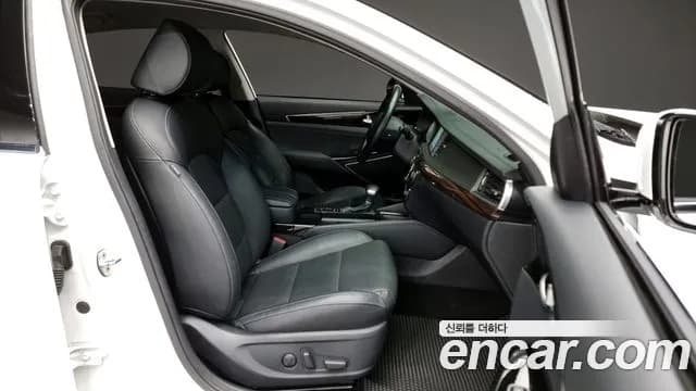 2018 Kia All New K7 2.4 Worldcup Edition Sold VIN KNALB415BJA140151 – photo 13 2018 Kia All New K7 2.4 Worldcup Edition Sold VIN KNALB415BJA140151 – photo 13