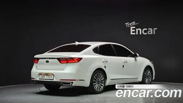 2018 Kia All New K7 2.4 GDI Prestige Sold VIN KNALB415BJA151692 – interior seats 2018 Kia All New K7 2.4 GDI Prestige Sold VIN KNALB415BJA151692 – interior seats