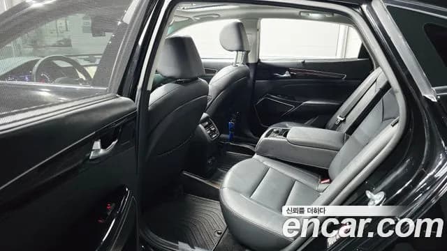 2019 Kia All New K7 2.4 GDI Noblesse Sold VIN KNALB415BKA162406 – rear exterior 2019 Kia All New K7 2.4 GDI Noblesse Sold VIN KNALB415BKA162406 – rear exterior