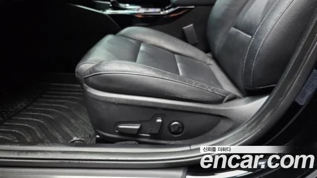 2019 Kia All New K7 2.4 GDI Noblesse Sold VIN KNALB415BKA162406 – interior seats 2019 Kia All New K7 2.4 GDI Noblesse Sold VIN KNALB415BKA162406 – interior seats